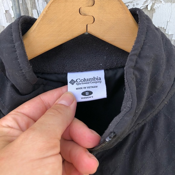 FREE if bundled!!! Columbia cold weather vest - Picture 2 of 3